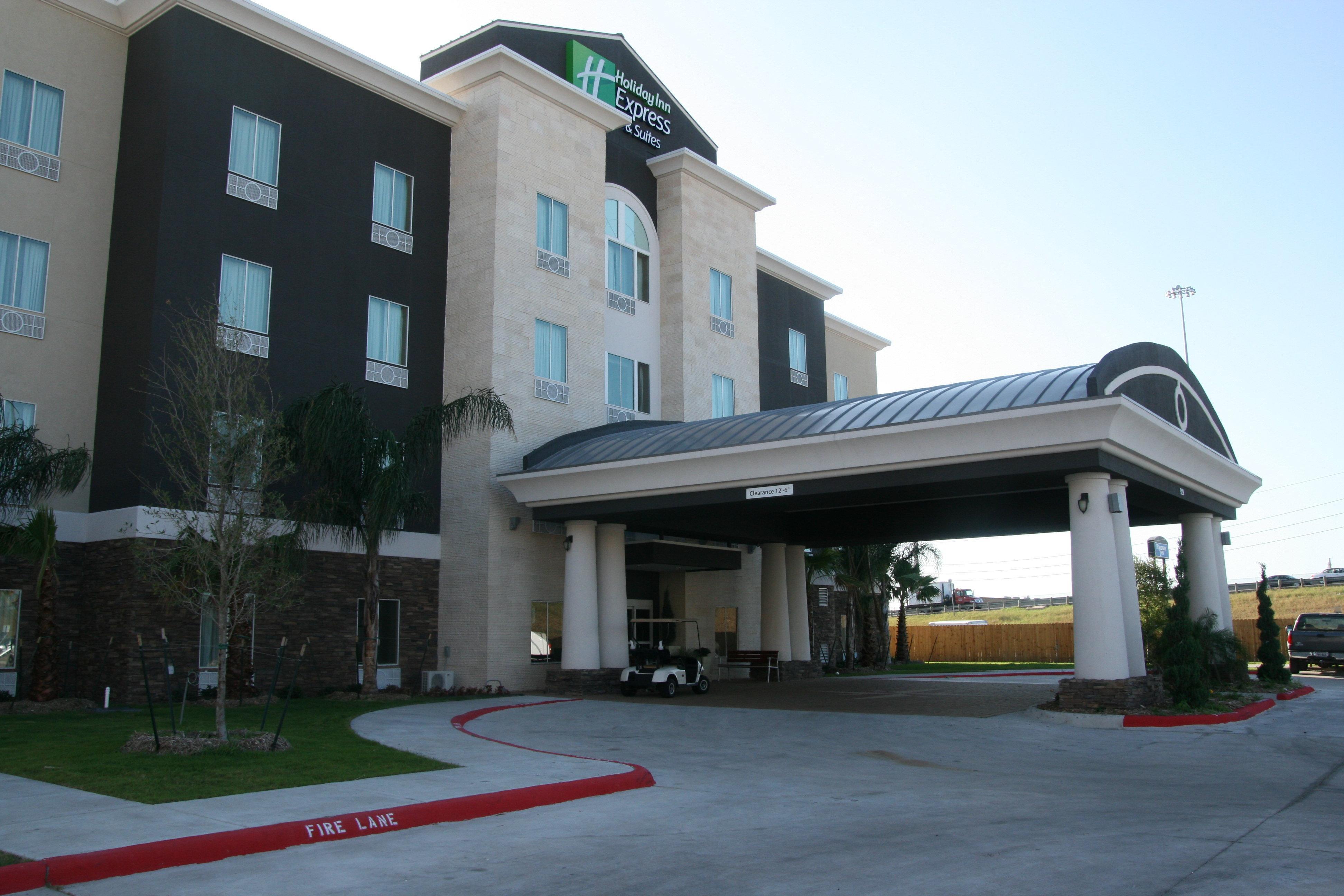 Holiday Inn Express & Suites Corpus Christi - North, An Ihg Hotel Exterior photo