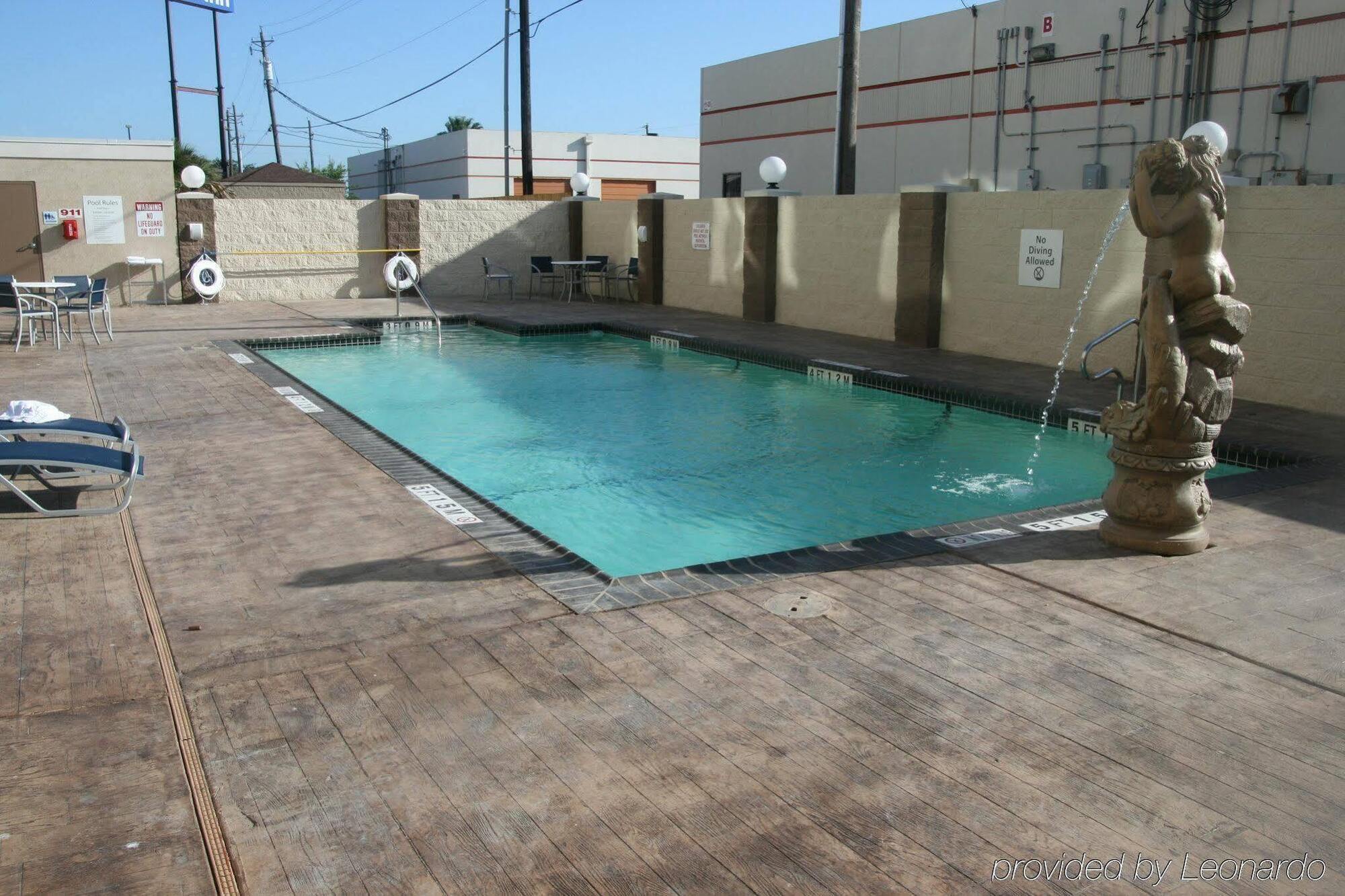 Holiday Inn Express & Suites Corpus Christi - North, An Ihg Hotel Exterior photo